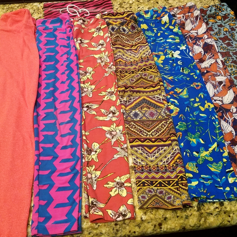 Girls LulaRoe Leggins.